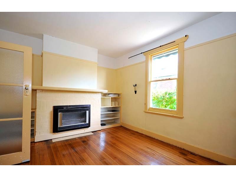 32 Button Street, Mowbray TAS 7248