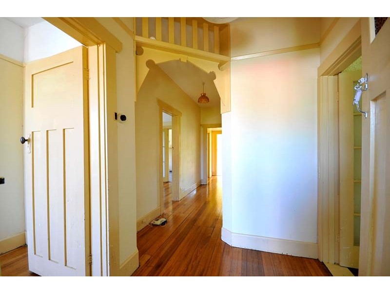 32 Button Street, Mowbray TAS 7248