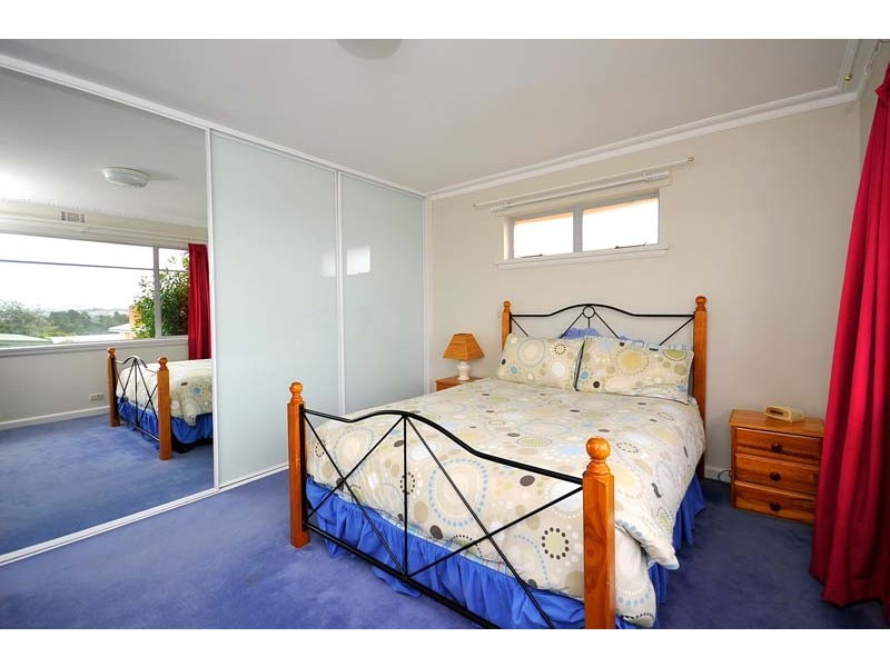 7 Crestview Court, Newnham TAS 7248