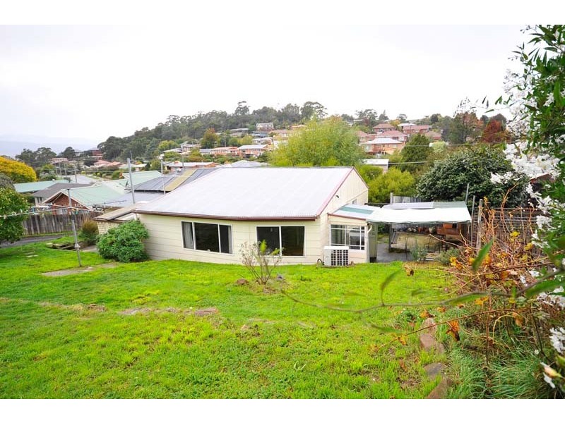 80 Cherry Road, Trevallyn TAS 7250