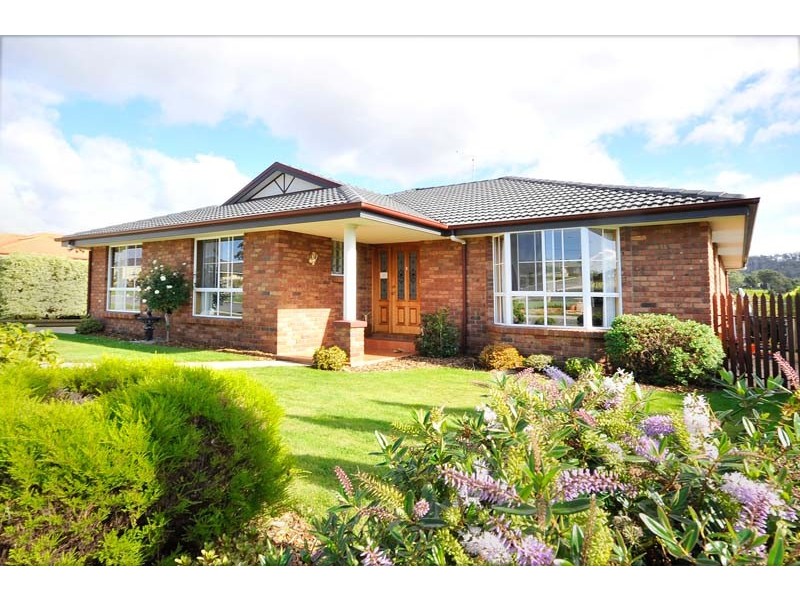 17 Wongarra Avenue, Legana TAS 7277
