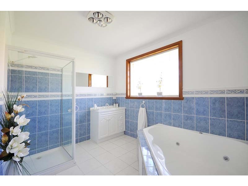 17 Wongarra Avenue, Legana TAS 7277