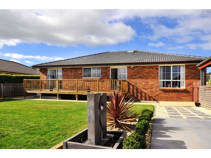 17 Wongarra Avenue, Legana TAS 7277