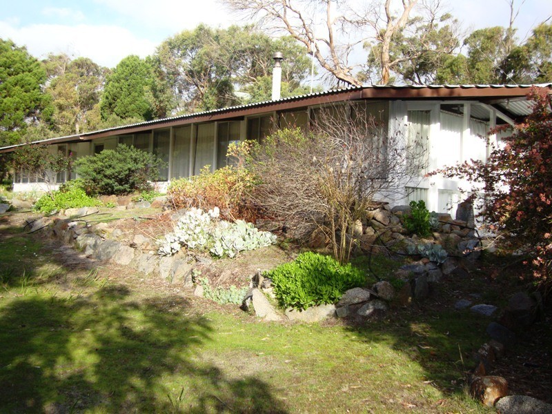 164-166 Westwood Street, Bridport TAS 7262