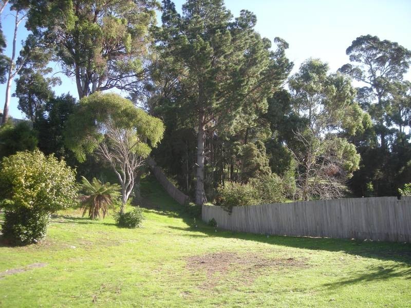 77 Robert Street, Beauty Point TAS 7270