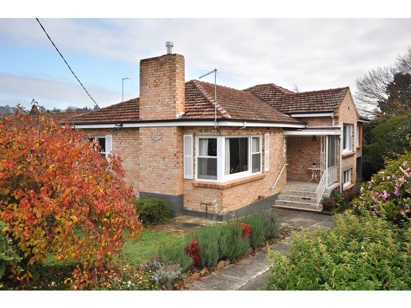 8 Lantana Avenue, Newstead TAS 7250