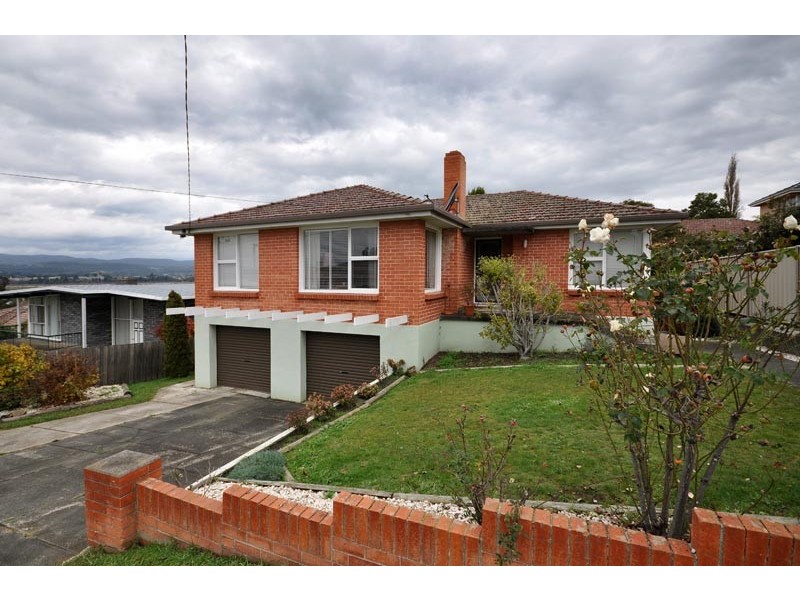11 Janor Street, Riverside TAS 7250