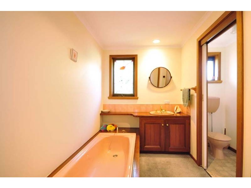 4 Sculthorpe Place, Norwood TAS 7250