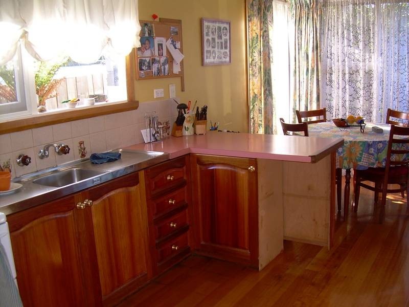 11 Harris Street, Summerhill TAS 7250