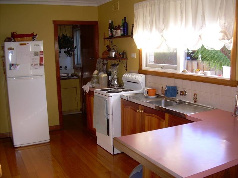 11 Harris Street, Summerhill TAS 7250