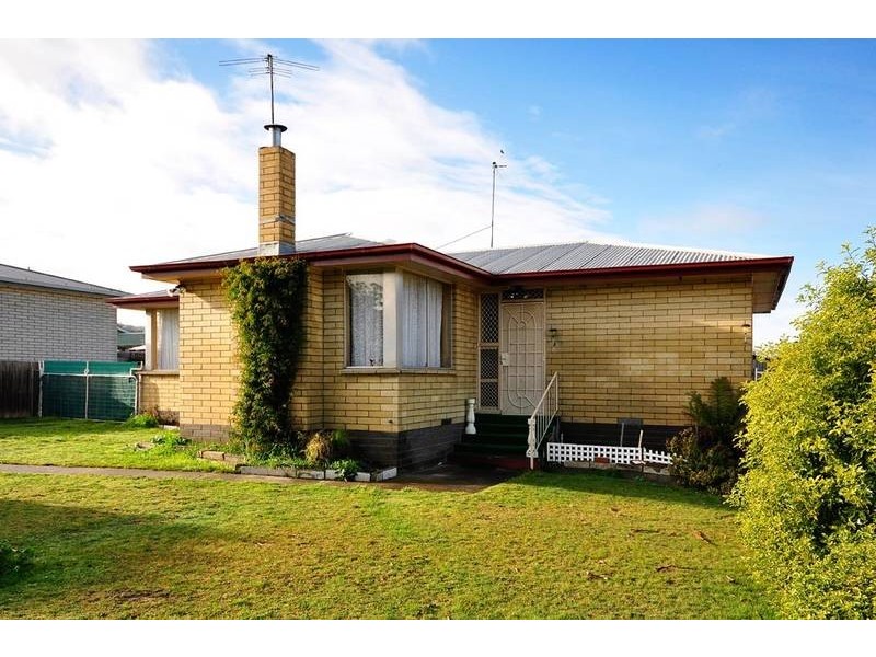 8 Rosny Street, Ravenswood TAS 7250