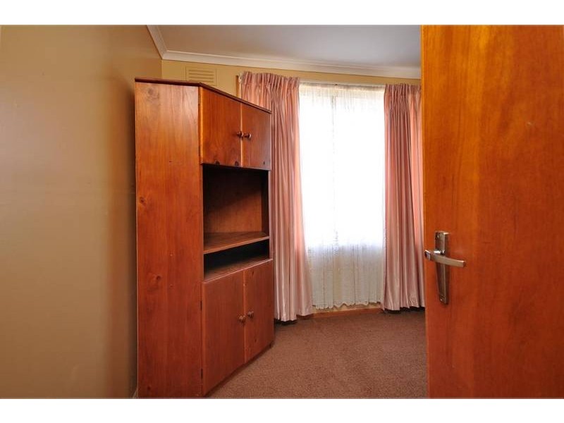 8 Rosny Street, Ravenswood TAS 7250