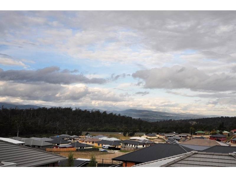 1/17 Bordin Street, Prospect Vale TAS 7250