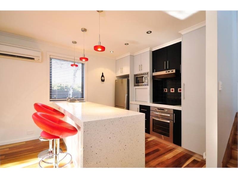 2/70 Campbell Street, Newstead TAS 7250