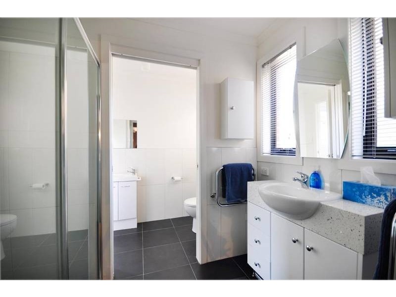 2/70 Campbell Street, Newstead TAS 7250