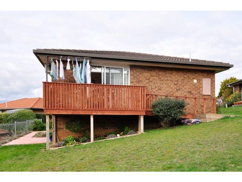 6 Iris Close, Riverside TAS 7250