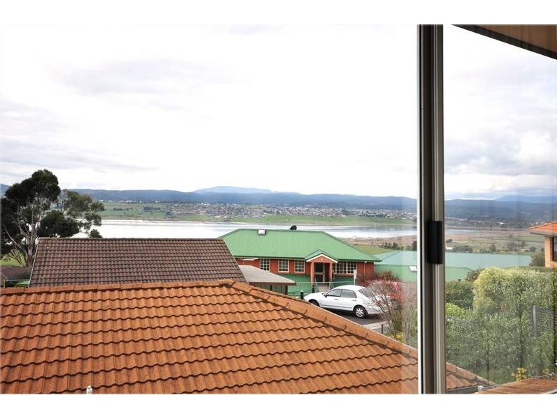 6 Iris Close, Riverside TAS 7250