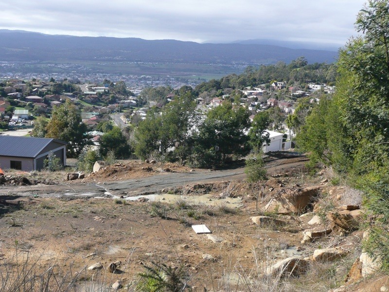 16 Clearview Avenue, Trevallyn TAS 7250