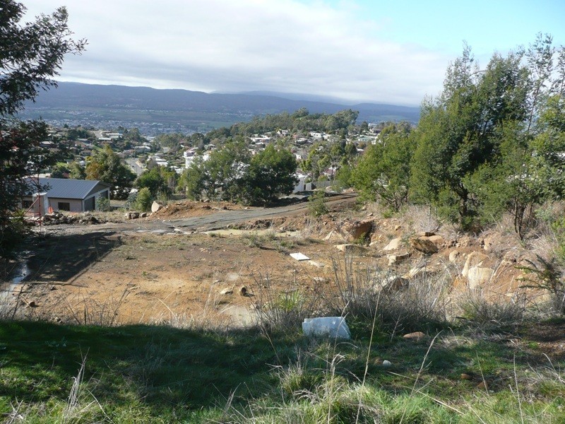 16 Clearview Avenue, Trevallyn TAS 7250