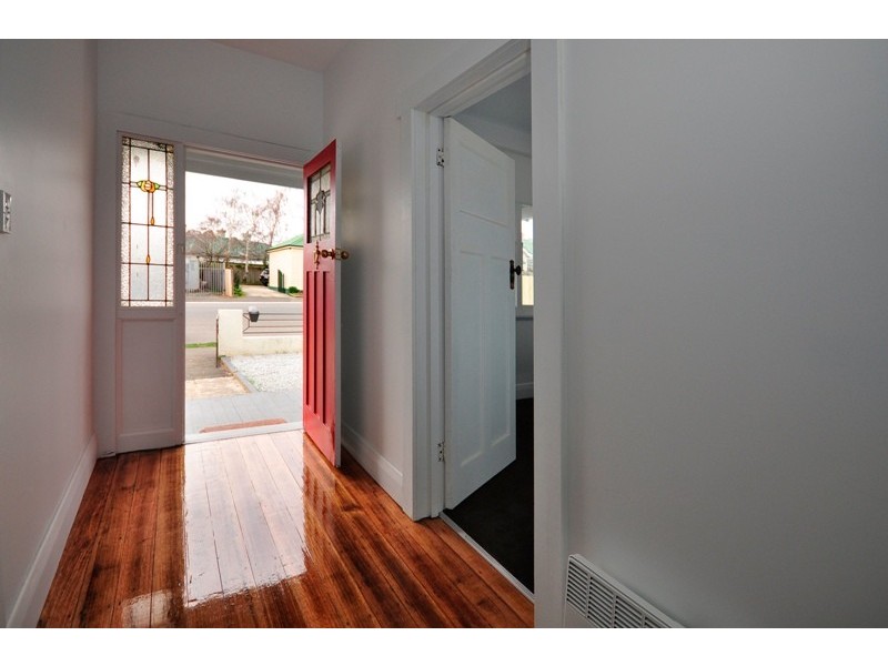 18 Innes Street, Launceston TAS 7250