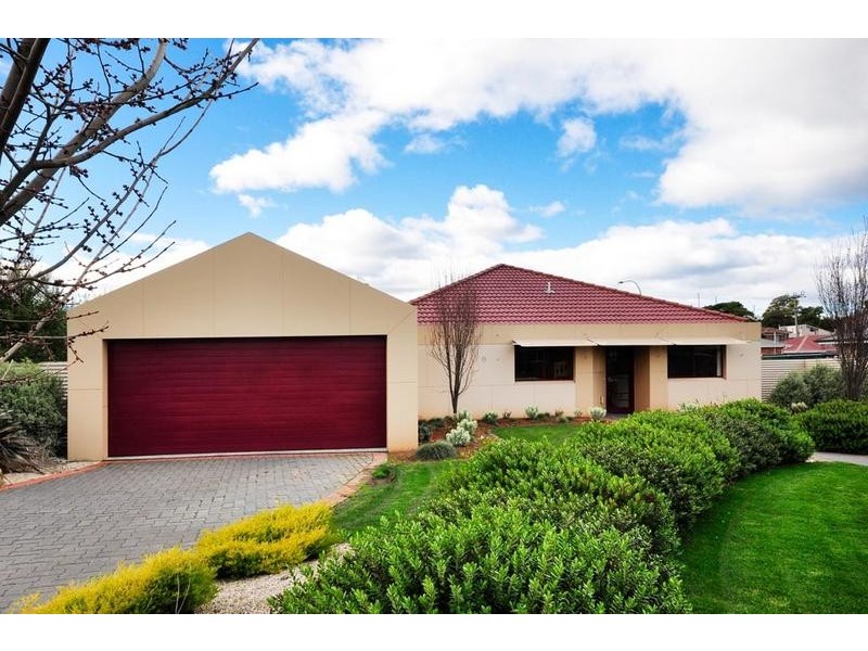 9 Pocket Place, Newnham TAS 7248