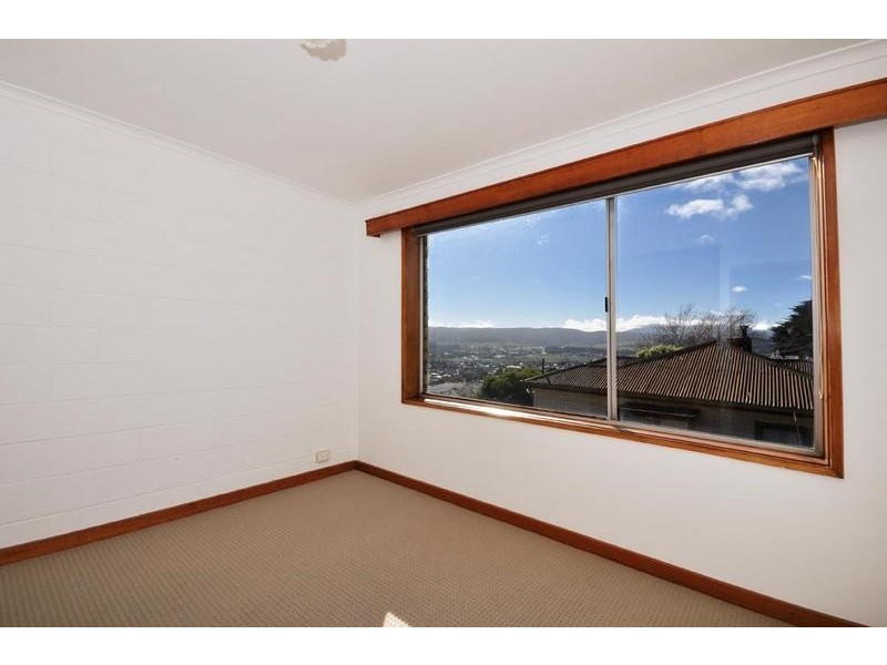 1/7 McKellar Road, Newstead TAS 7250
