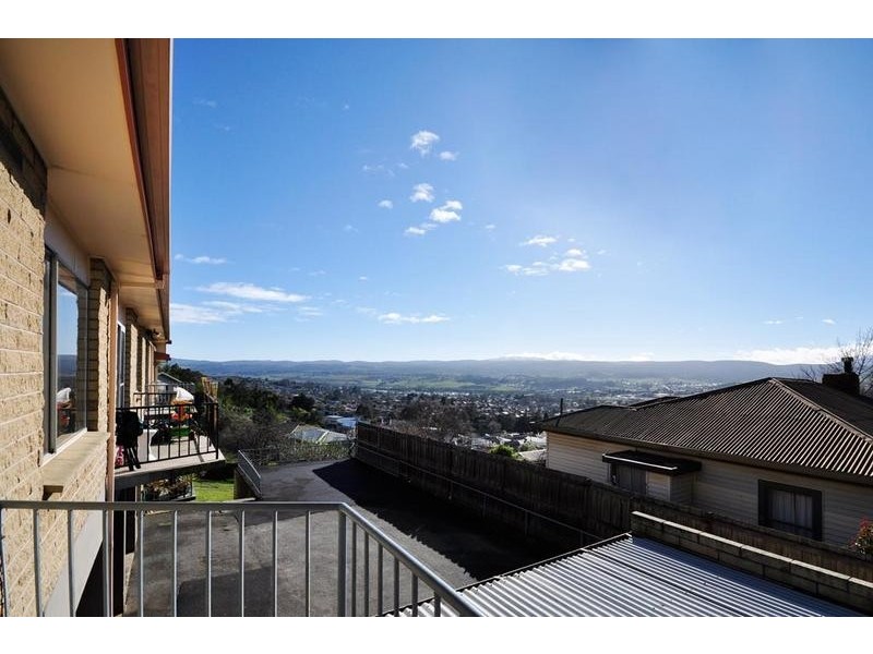 1/7 McKellar Road, Newstead TAS 7250