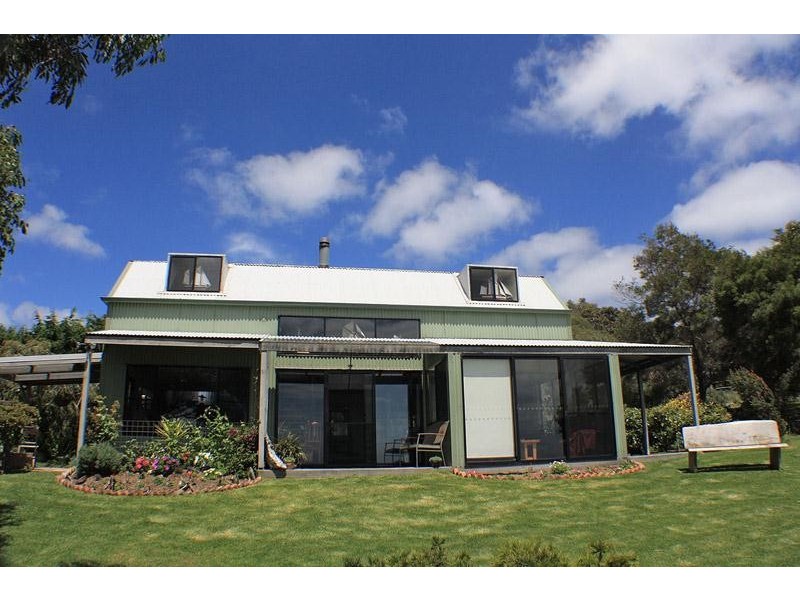 373 Killiecrankie Road, Killiecrankie TAS 7255