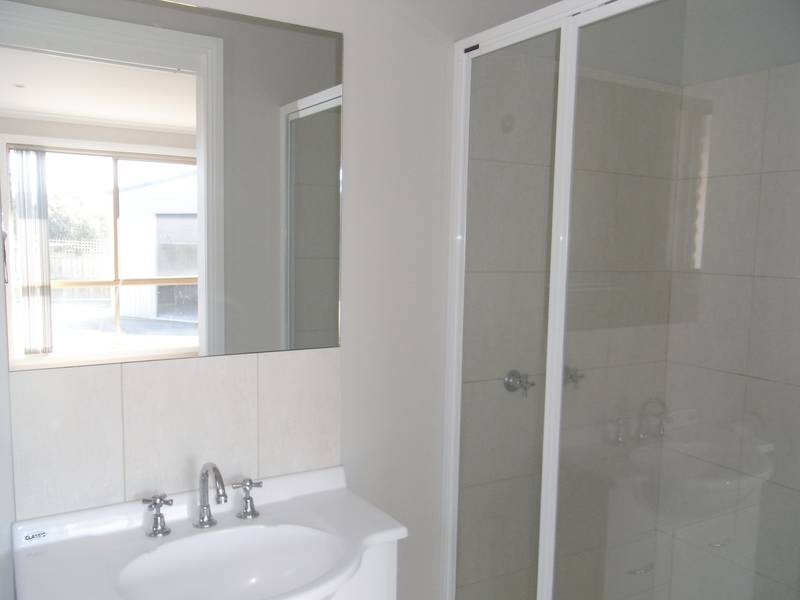 14 Bartlett Grove, Newnham TAS 7248