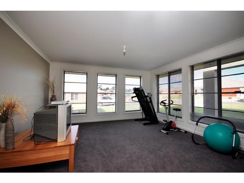 30 Comice Place, Newnham TAS 7248