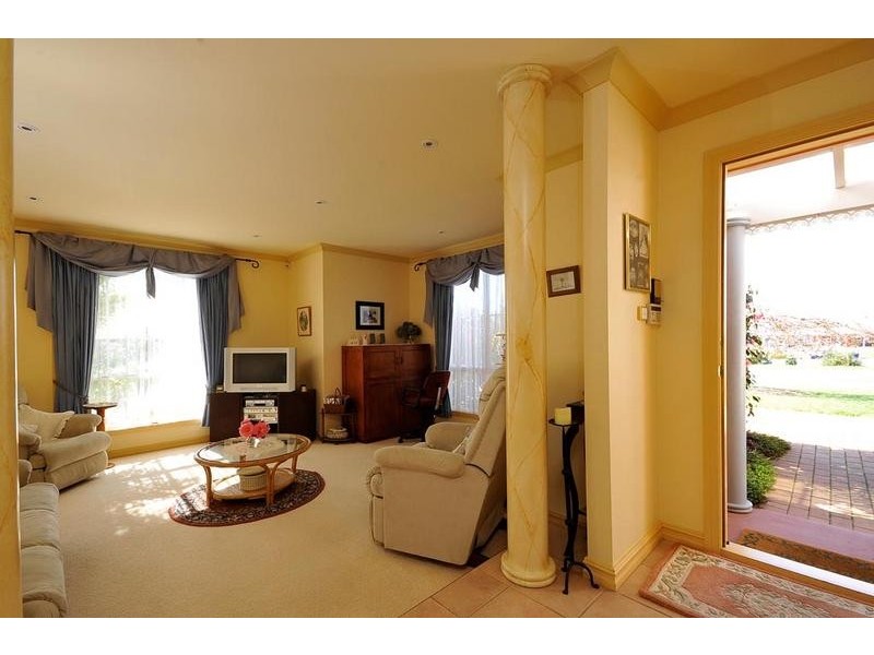 17 Freshwater Point Road, Legana TAS 7277