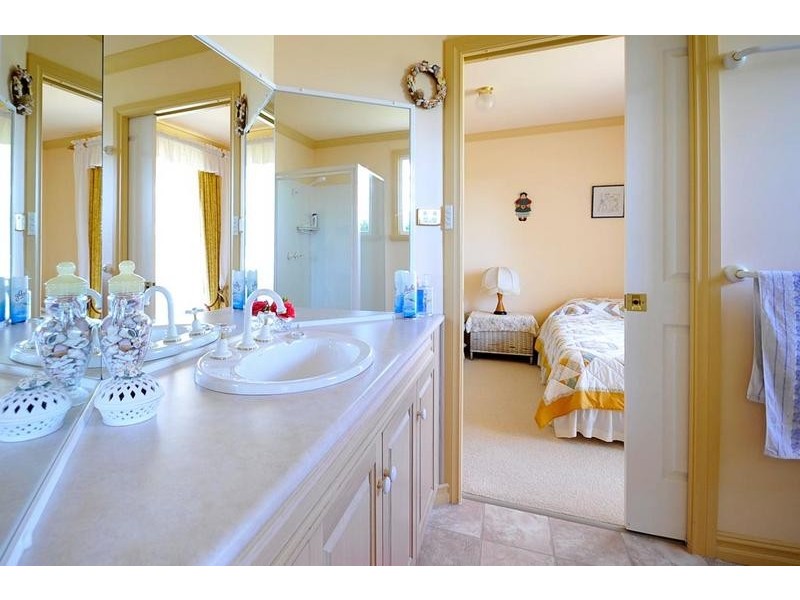 17 Freshwater Point Road, Legana TAS 7277