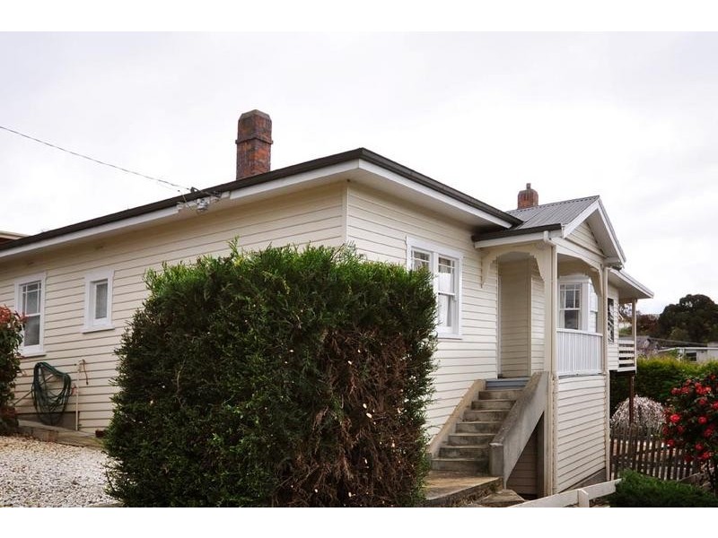 2a Delamere Crescent, Trevallyn TAS 7250