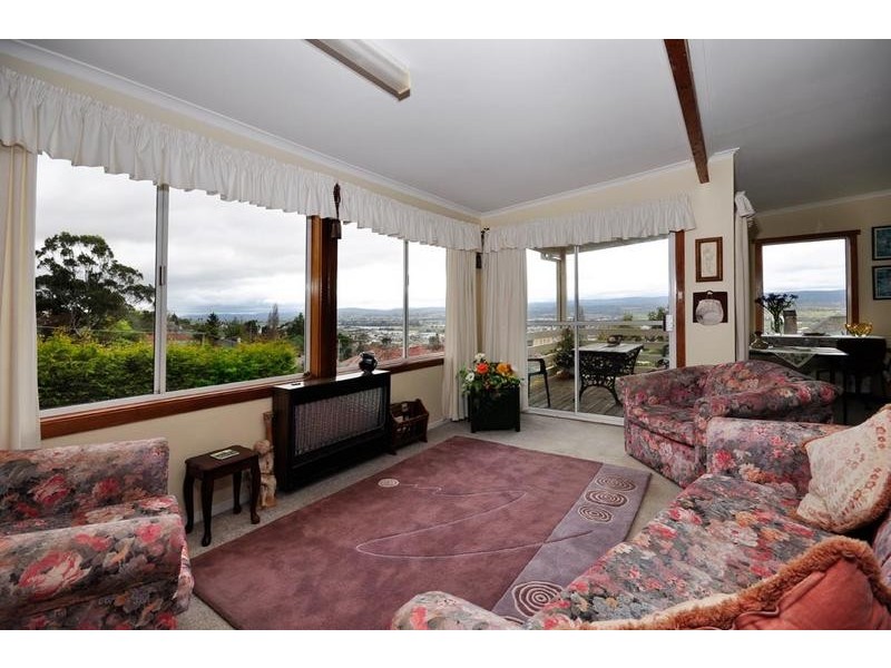 2a Delamere Crescent, Trevallyn TAS 7250