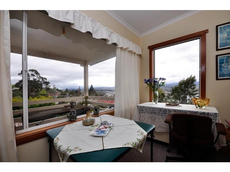 2a Delamere Crescent, Trevallyn TAS 7250