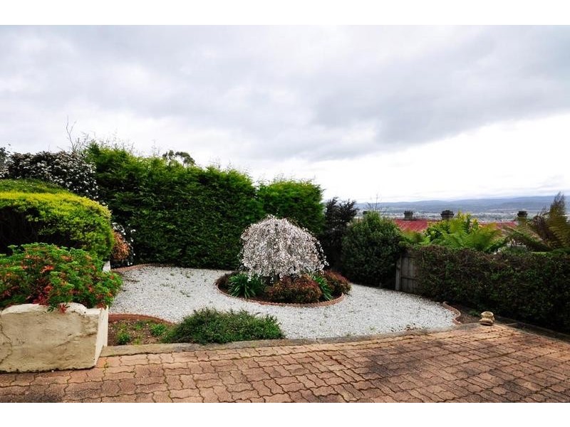 2a Delamere Crescent, Trevallyn TAS 7250