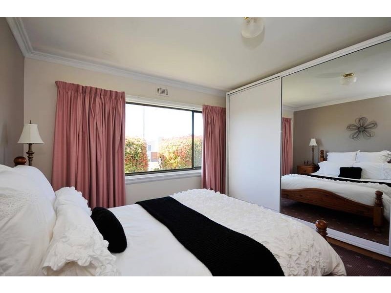 9 Kelvin Street, Youngtown TAS 7249