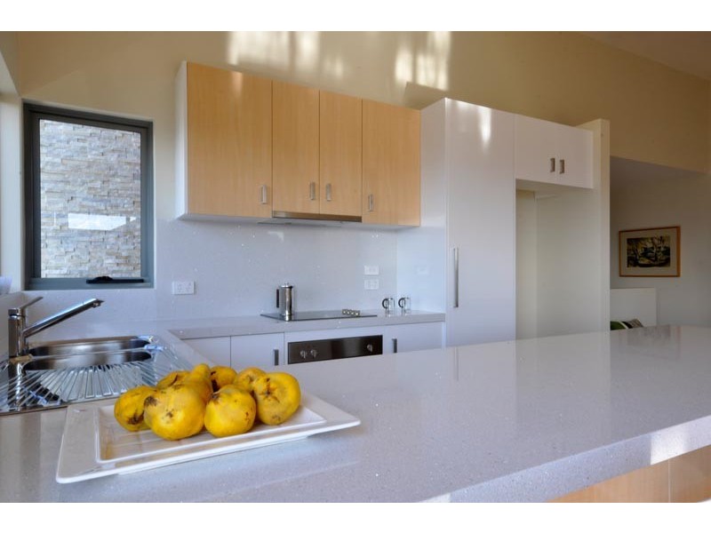 2/77 Bain Terrace, Trevallyn TAS 7250