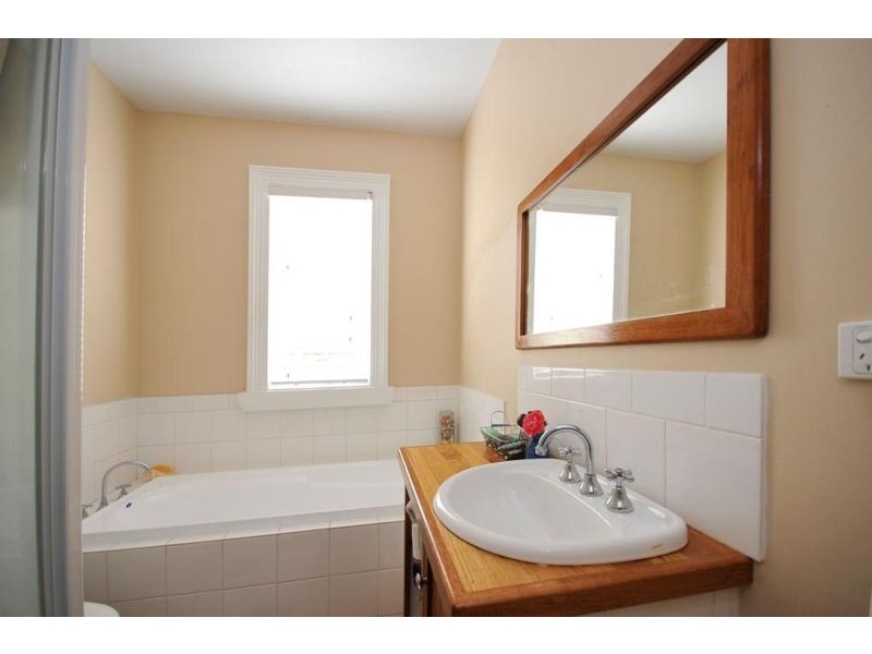 14 Leslie Street, South Launceston TAS 7249