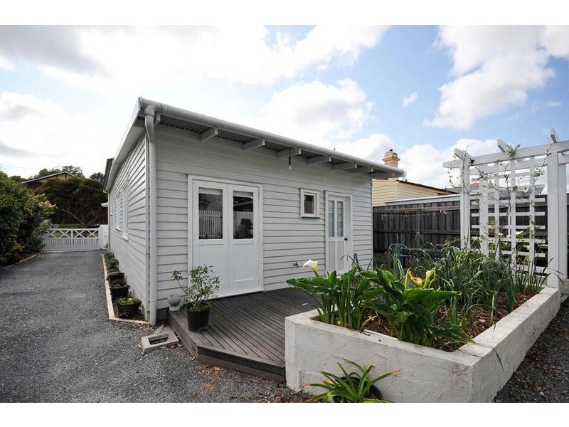 14 Leslie Street, South Launceston TAS 7249