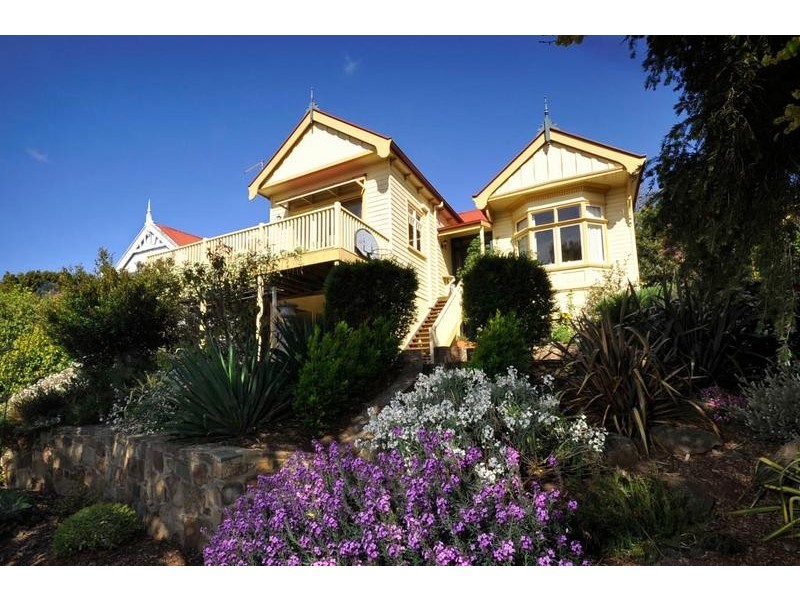 8 Richards Avenue, Newstead TAS 7250