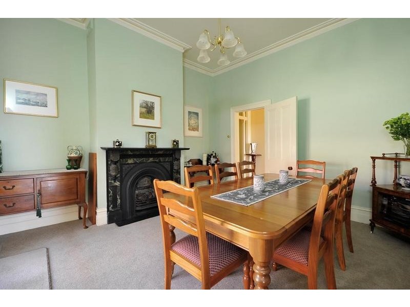 8 Richards Avenue, Newstead TAS 7250