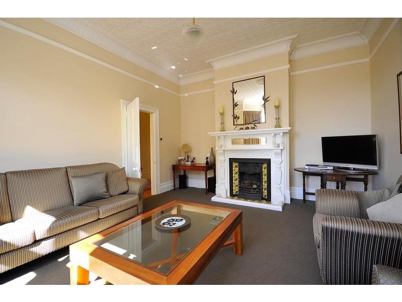 8 Richards Avenue, Newstead TAS 7250