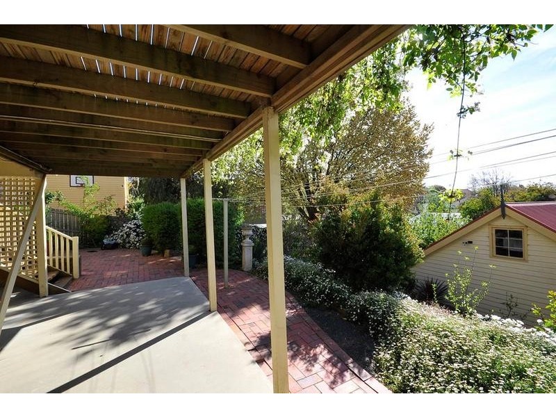 8 Richards Avenue, Newstead TAS 7250
