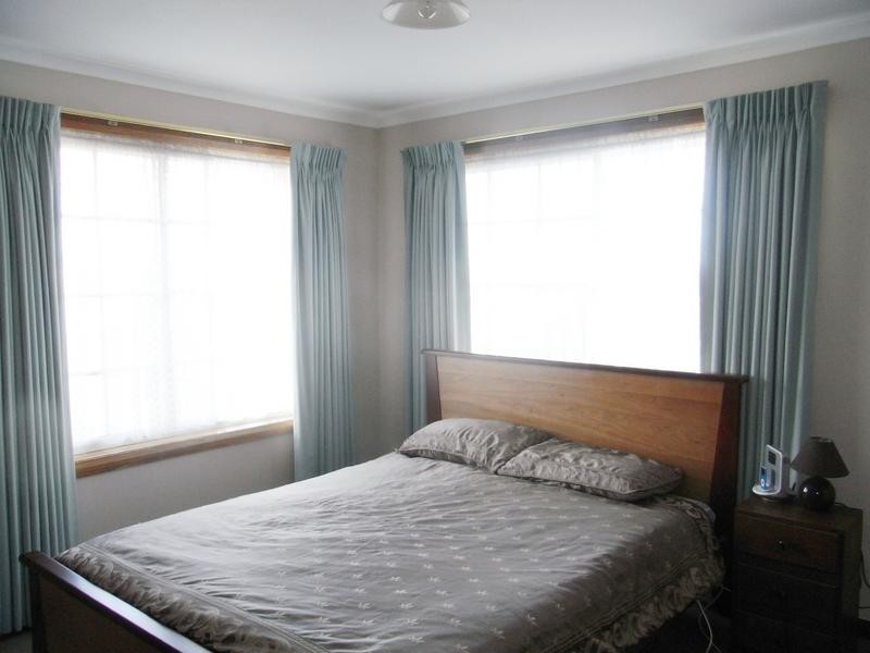 8 Bonnard Court, Newnham TAS 7248