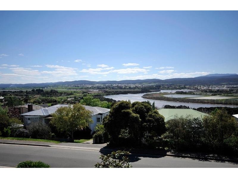 71 Forest Road, Trevallyn TAS 7250