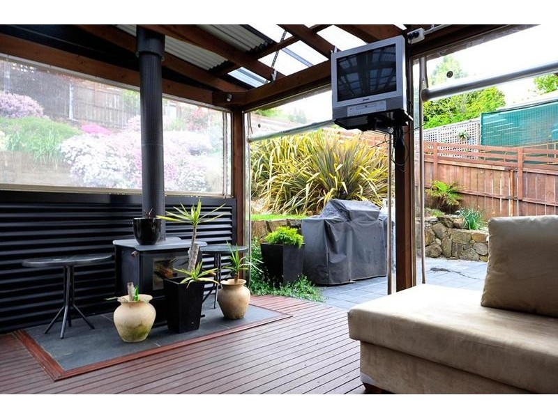 18 Ernest Street, Kings Meadows TAS 7249