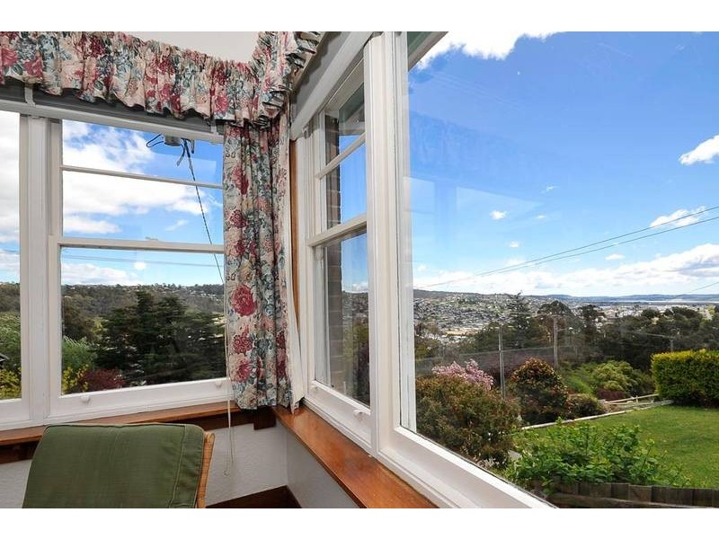 26 Belleveue Avenue, South Launceston TAS 7249