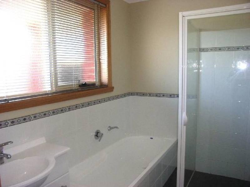 1c Phoebe Court, Riverside TAS 7250