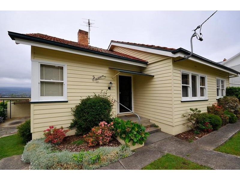 7 Broadview Crescent, Trevallyn TAS 7250